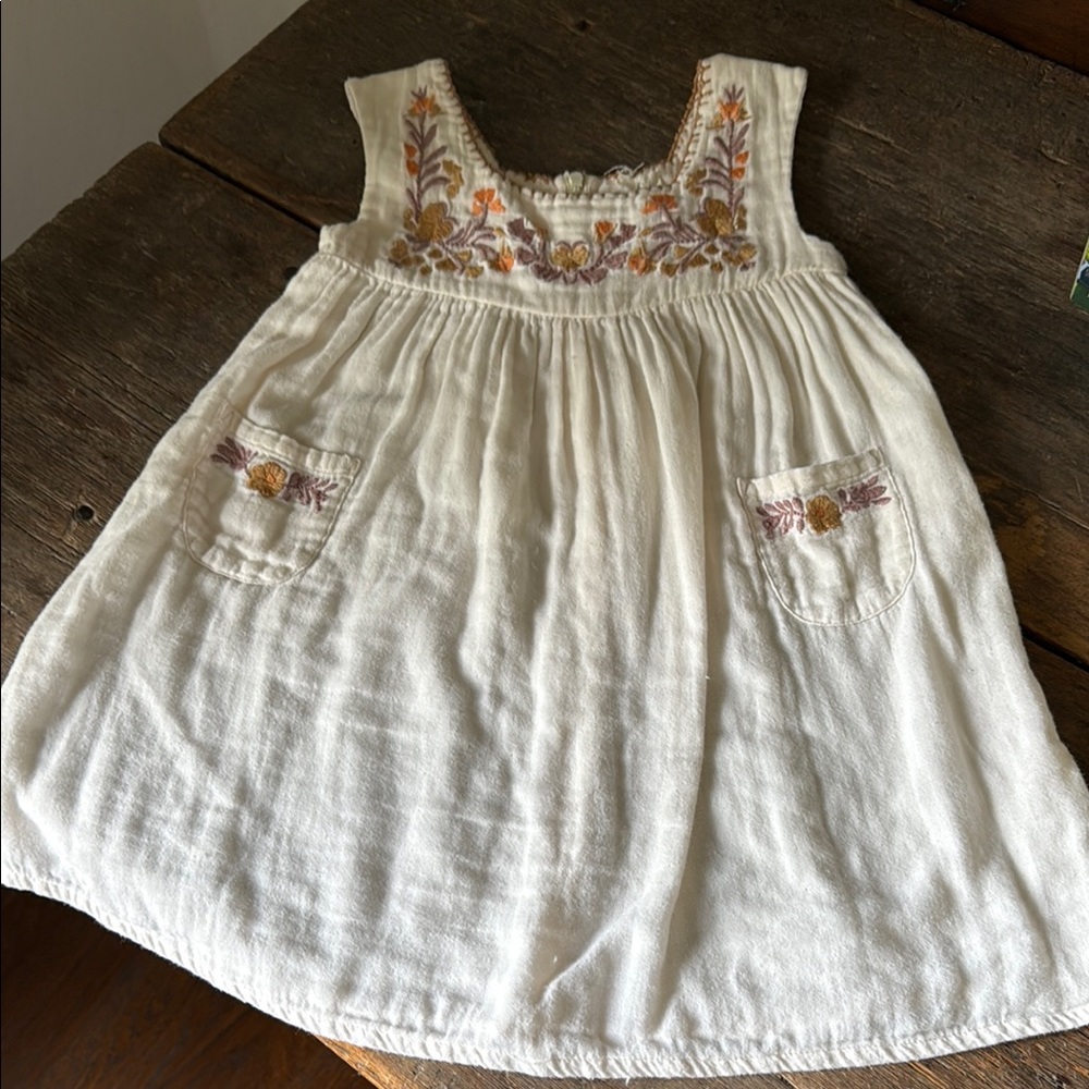 Apolina 3-5y cotton embroidered dress 🩷🌼